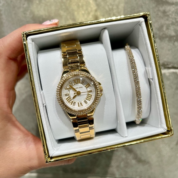 MK LADIES WATCH - Picture 5 of 11